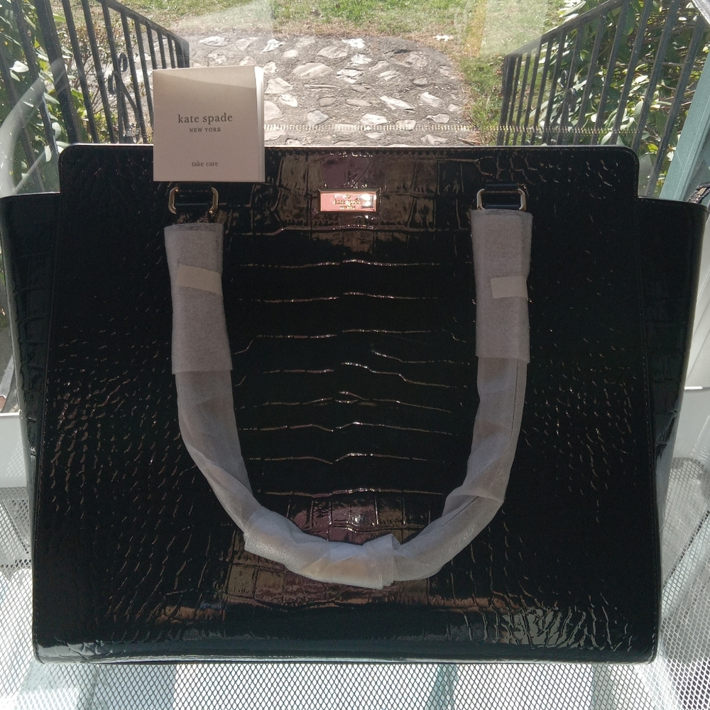 Kate spade Elissa brand New with Tags